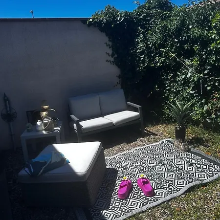 Le Petit Cocon De Lolo Дом отдыха *